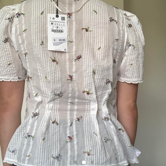 NWT zara white floral short sleeved blouse - Picture 2 of 3